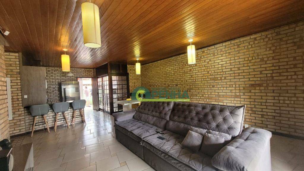 Casa à venda com 2 quartos, 140m² - Foto 8