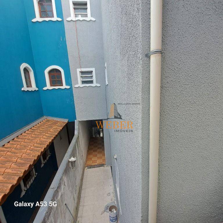 Sobrado à venda com 3 quartos, 240m² - Foto 44