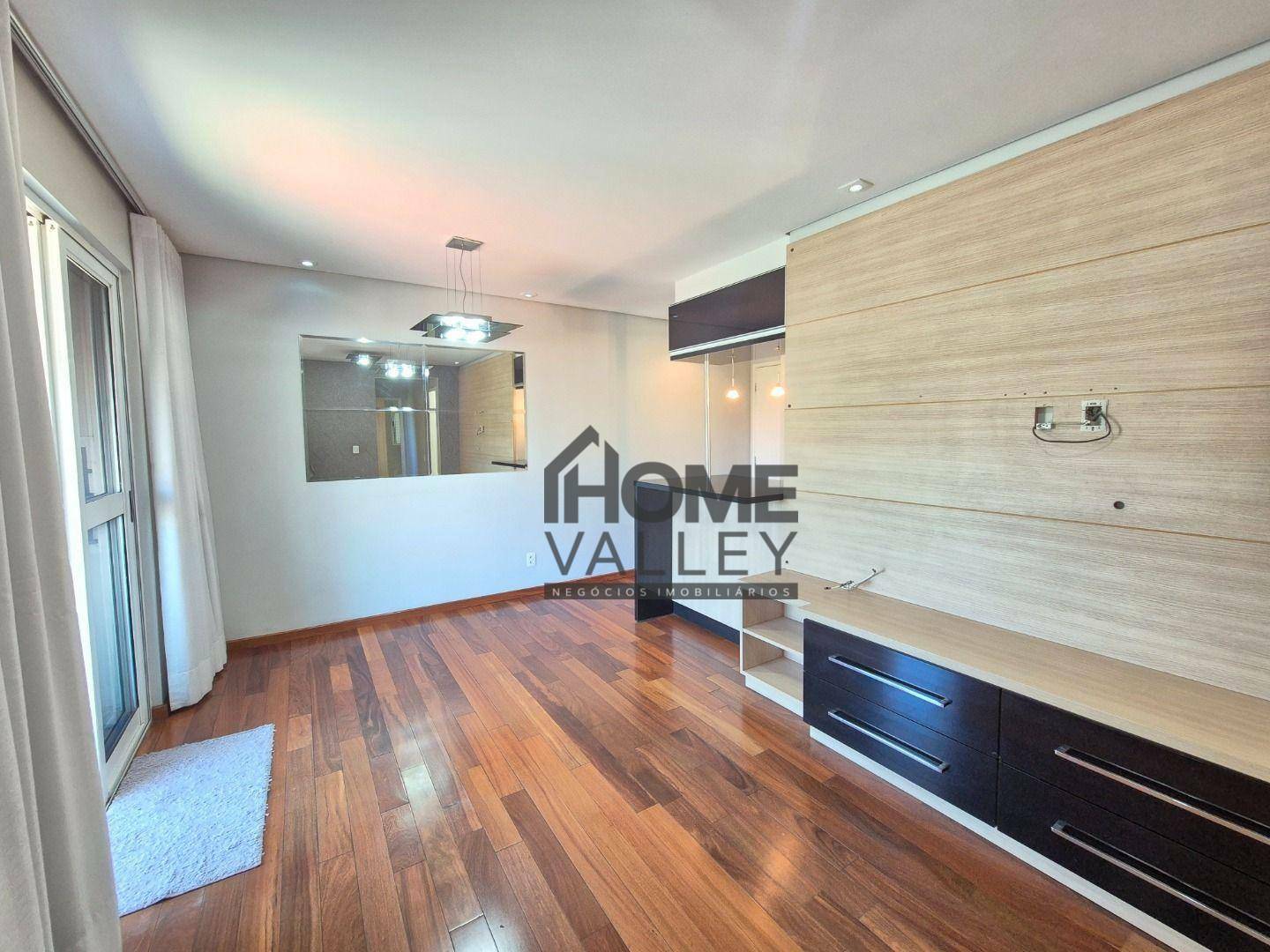 Apartamento à venda com 3 quartos, 70m² - Foto 1