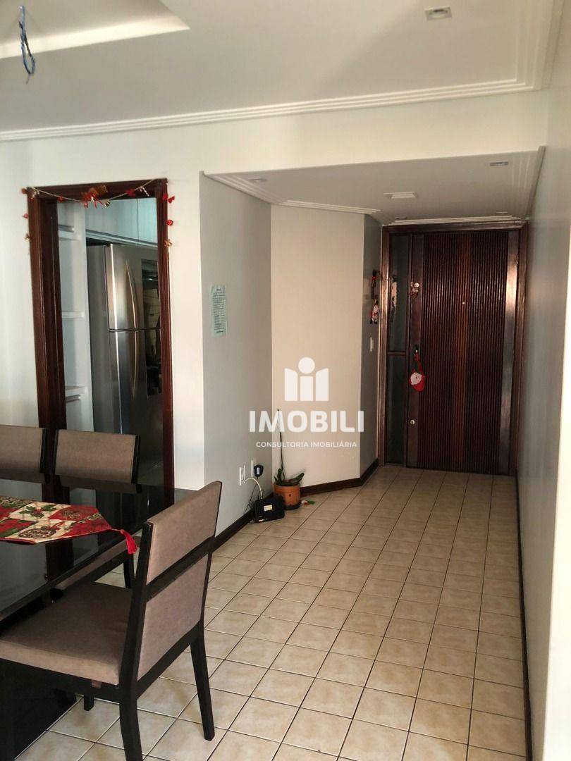 Apartamento à venda com 3 quartos, 115m² - Foto 8