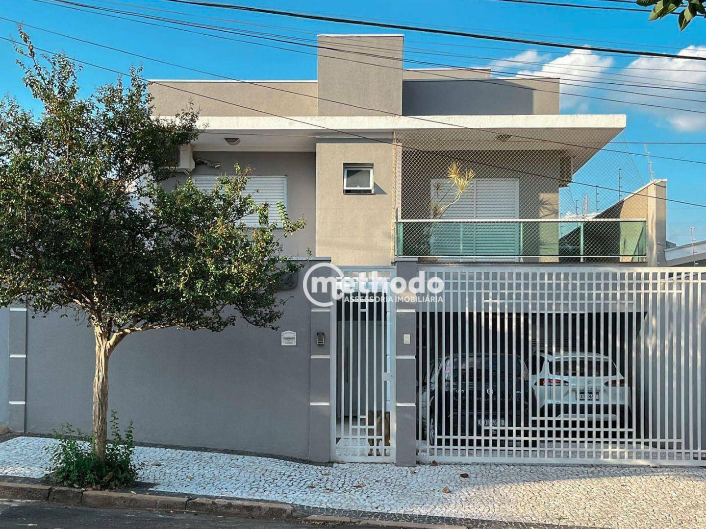 Casa à venda com 33 quartos, 250m² - Foto 1