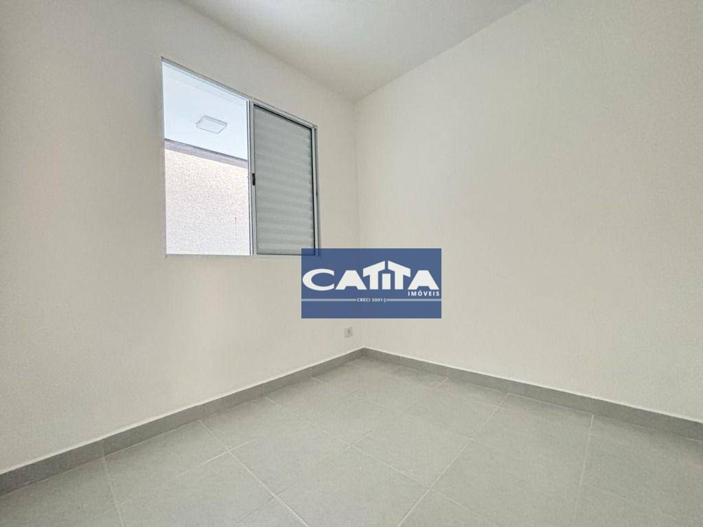 Apartamento para alugar com 2 quartos, 37m² - Foto 11