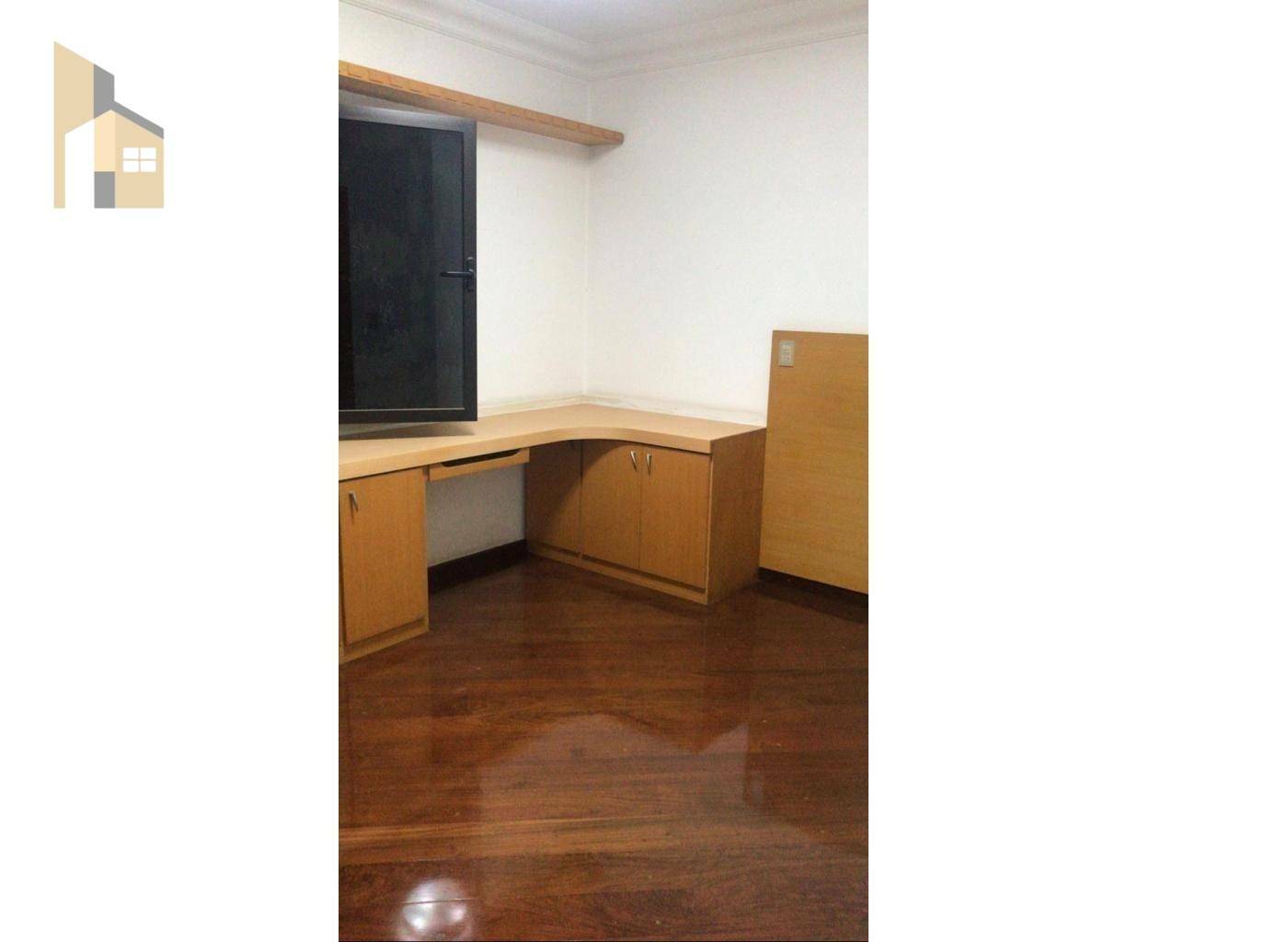 Apartamento à venda com 4 quartos, 200m² - Foto 6