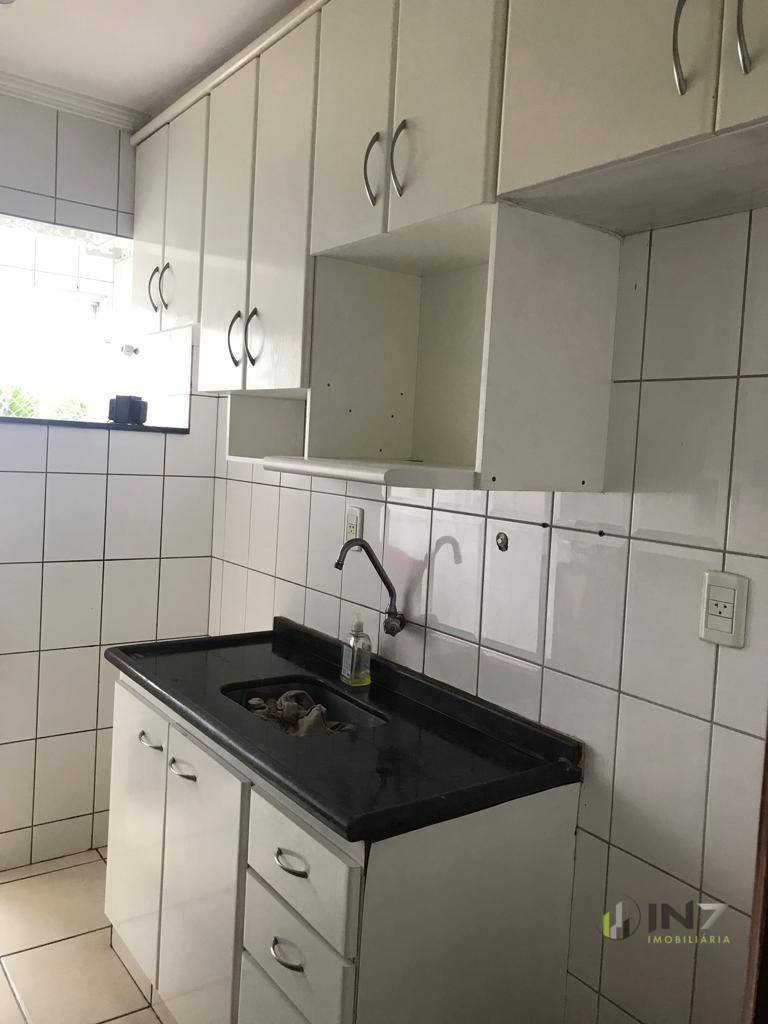 Apartamento à venda com 2 quartos, 71m² - Foto 1