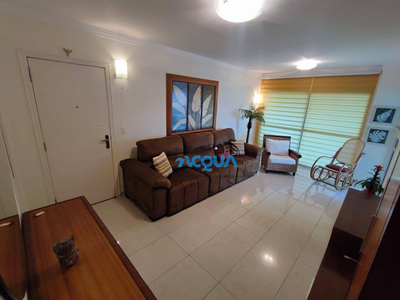 Apartamento à venda com 3 quartos, 120m² - Foto 1