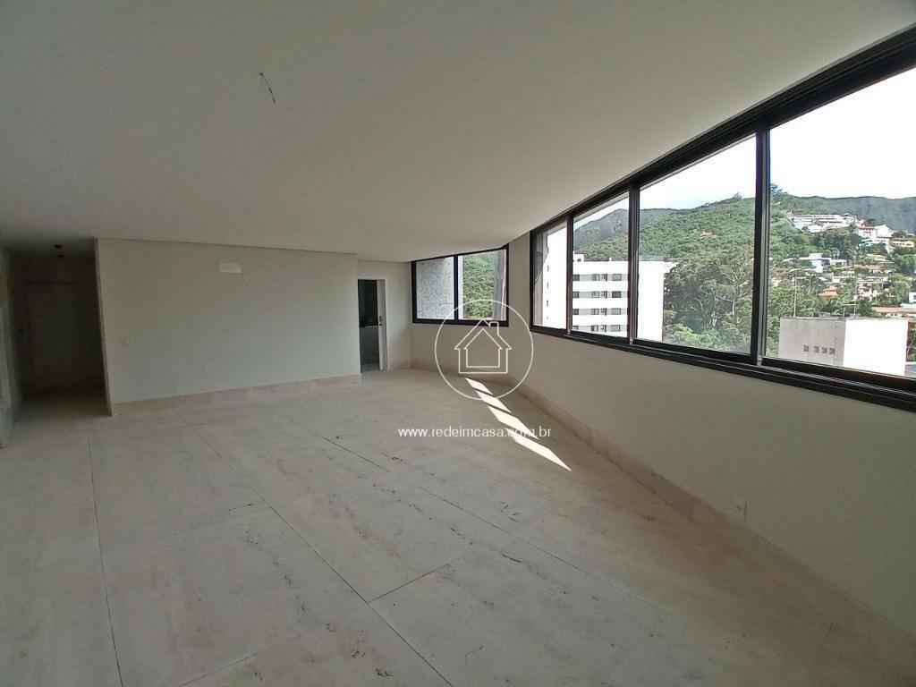 Apartamento à venda com 4 quartos, 186m² - Foto 8