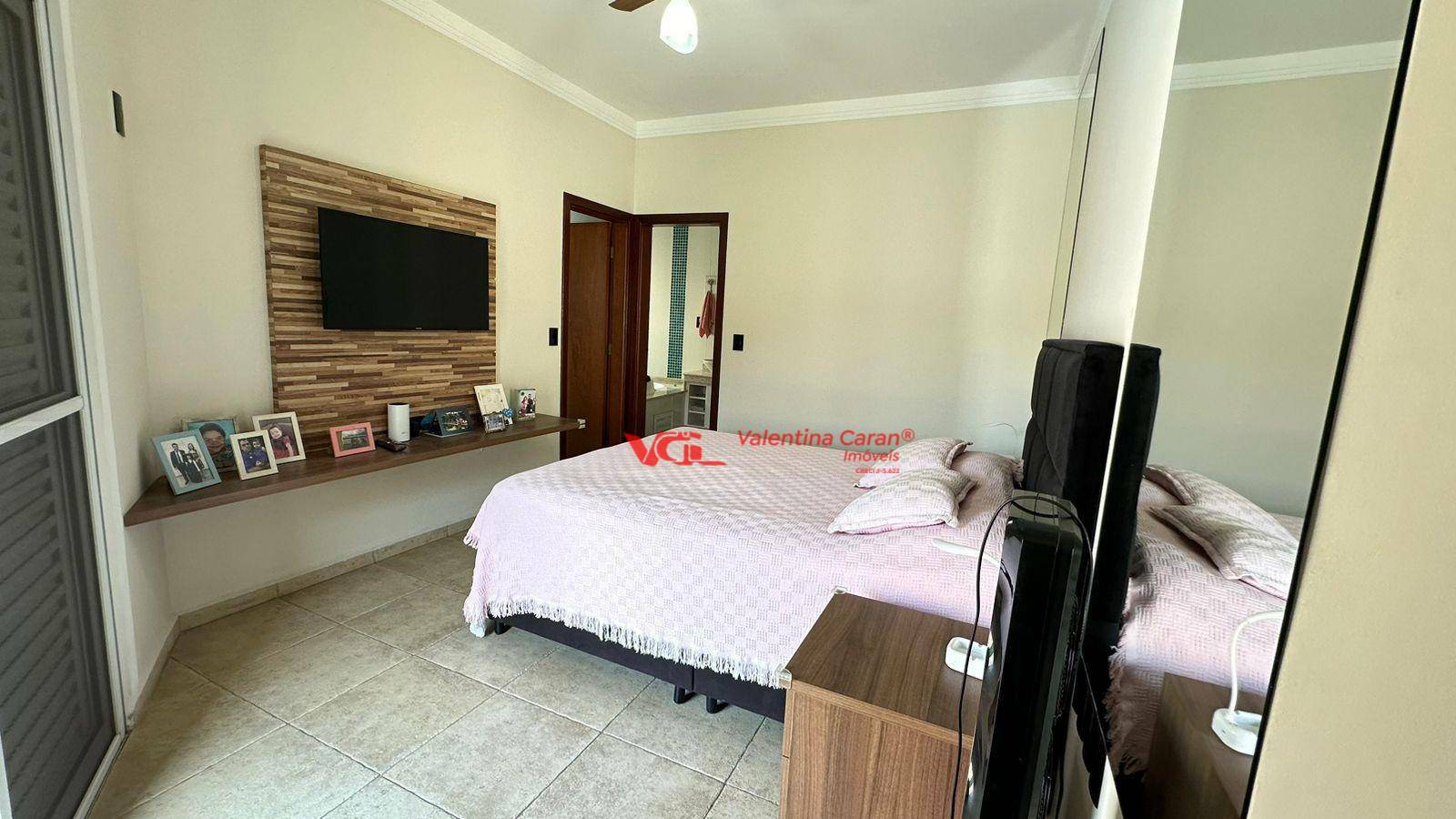 Casa de Condomínio à venda com 4 quartos, 290m² - Foto 17