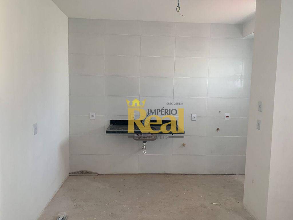 Apartamento à venda com 2 quartos, 43m² - Foto 2