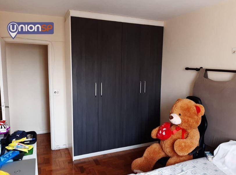 Apartamento à venda com 2 quartos, 85m² - Foto 3