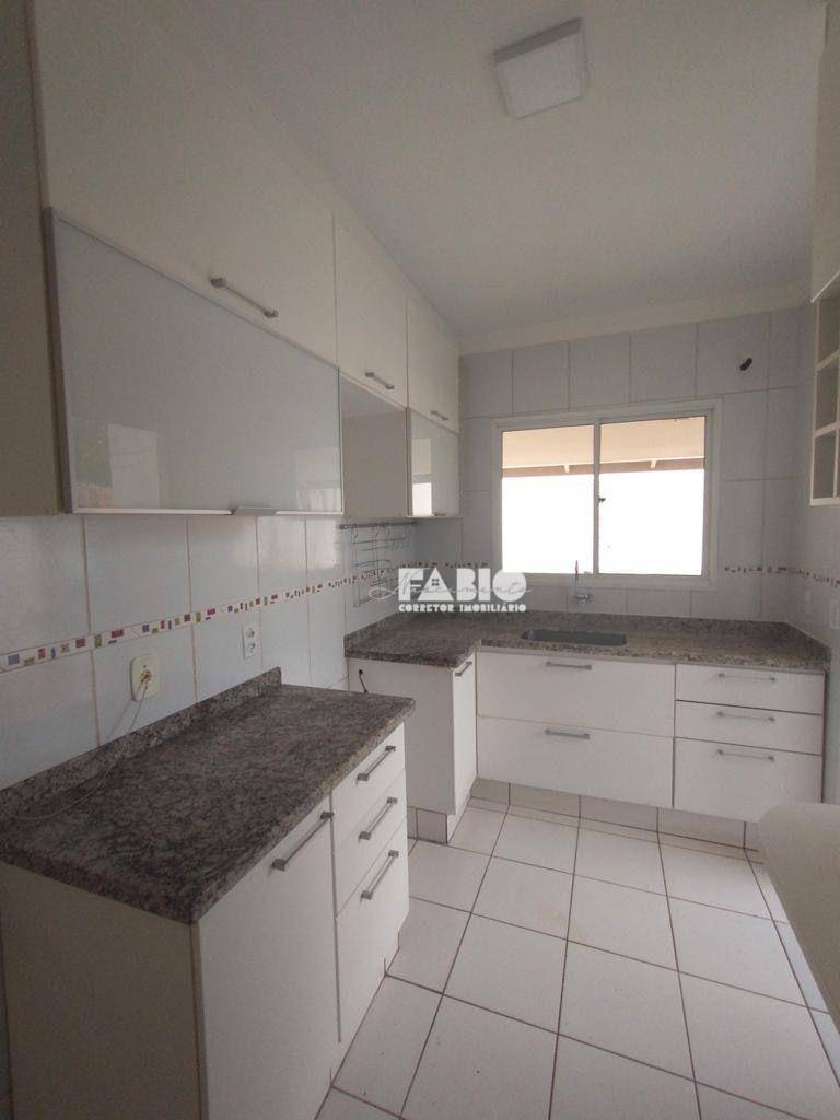 Casa de Condomínio à venda com 3 quartos, 120m² - Foto 4