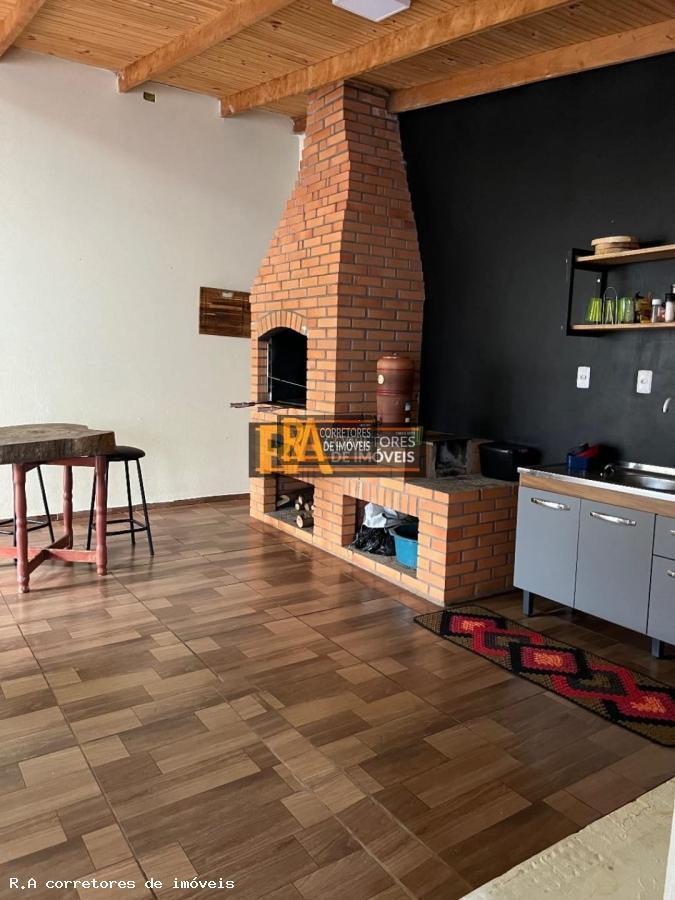 Casa à venda com 1 quarto, 300m² - Foto 16