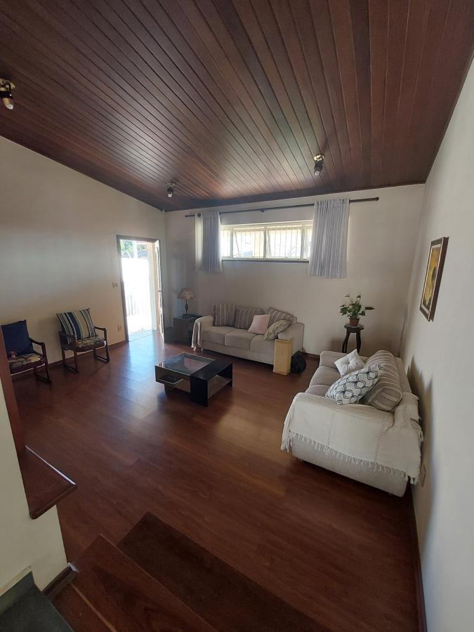 Casa à venda com 3 quartos, 600m² - Foto 8