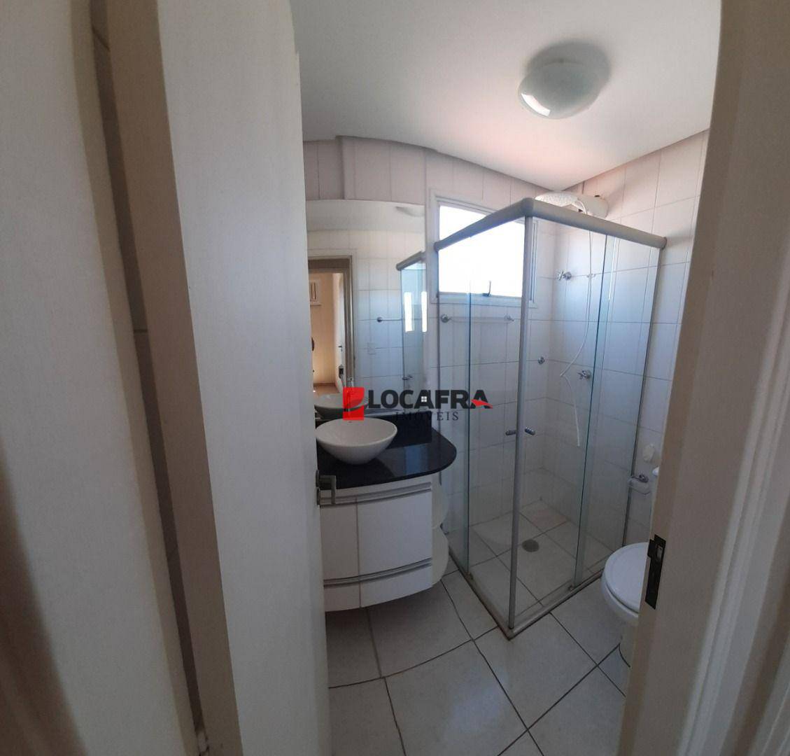 Apartamento à venda com 2 quartos, 61m² - Foto 4