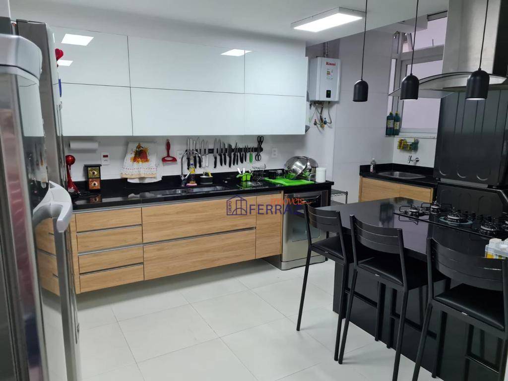 Apartamento à venda com 3 quartos, 140m² - Foto 19