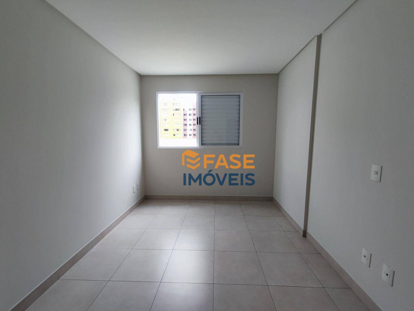 Apartamento à venda com 2 quartos, 160m² - Foto 12