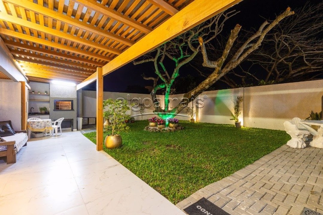 Casa à venda com 5 quartos, 220m² - Foto 17