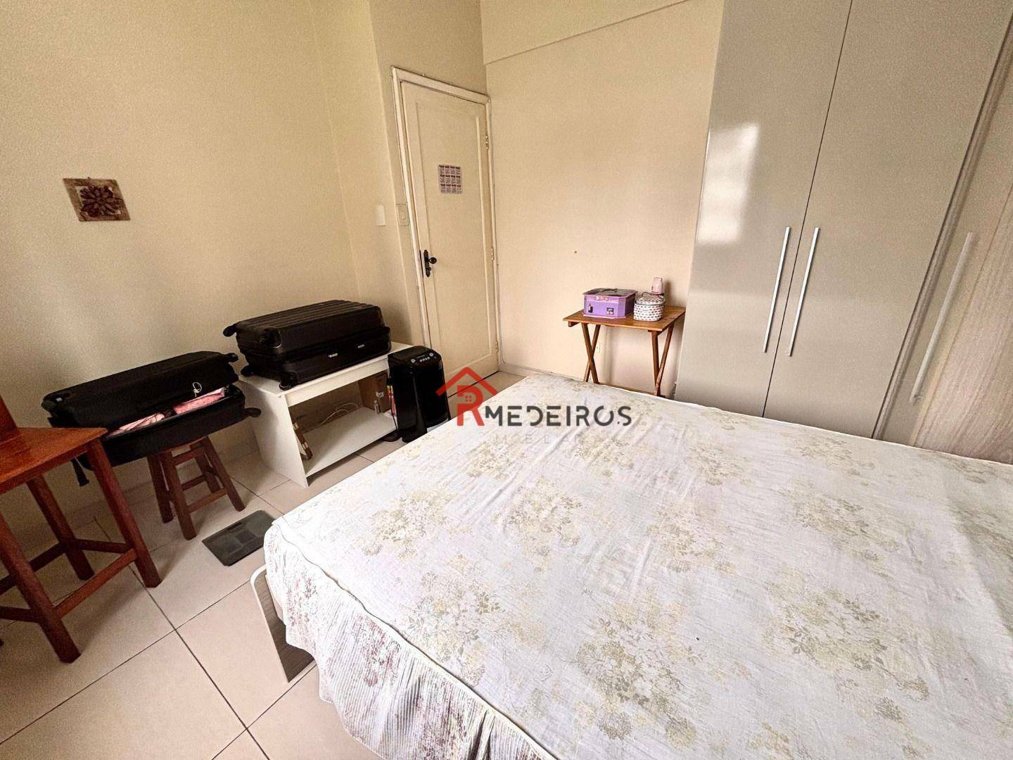 Apartamento à venda com 2 quartos, 57m² - Foto 13