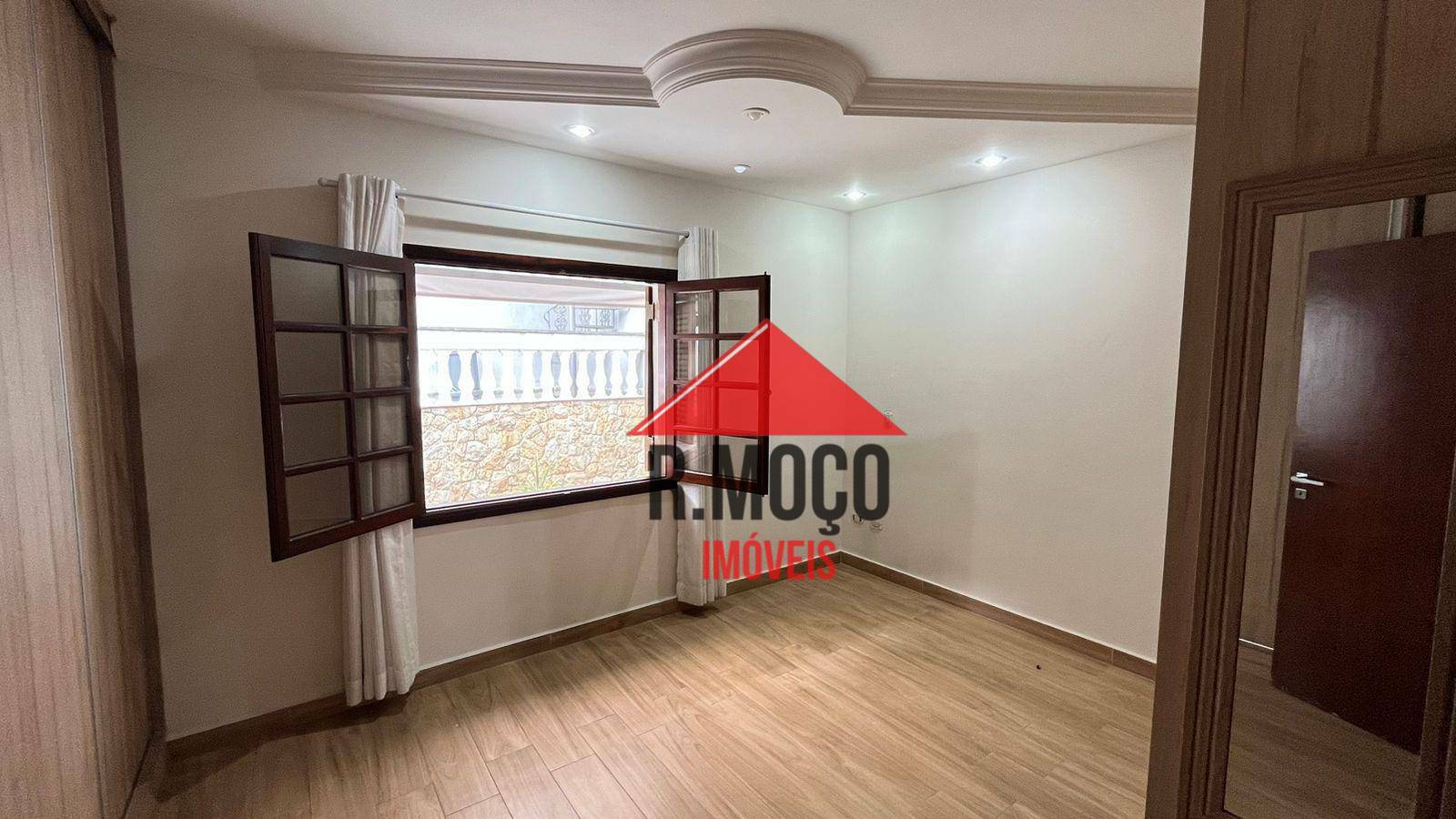 Casa à venda com 3 quartos, 180m² - Foto 24