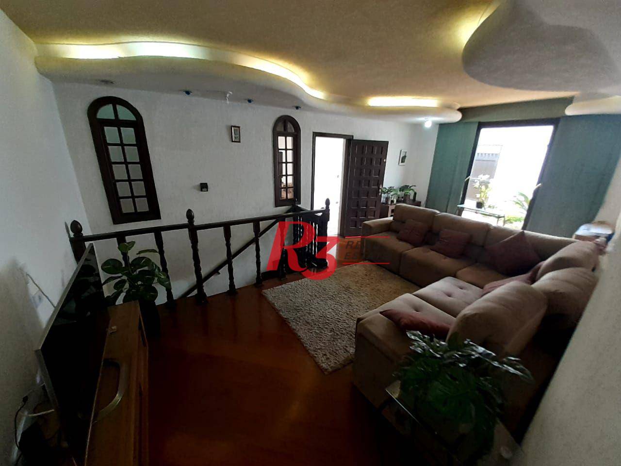 Casa à venda com 4 quartos, 280m² - Foto 12