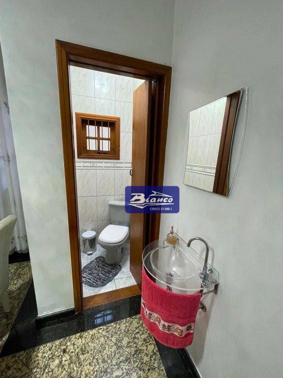 Sobrado à venda com 3 quartos, 158m² - Foto 24