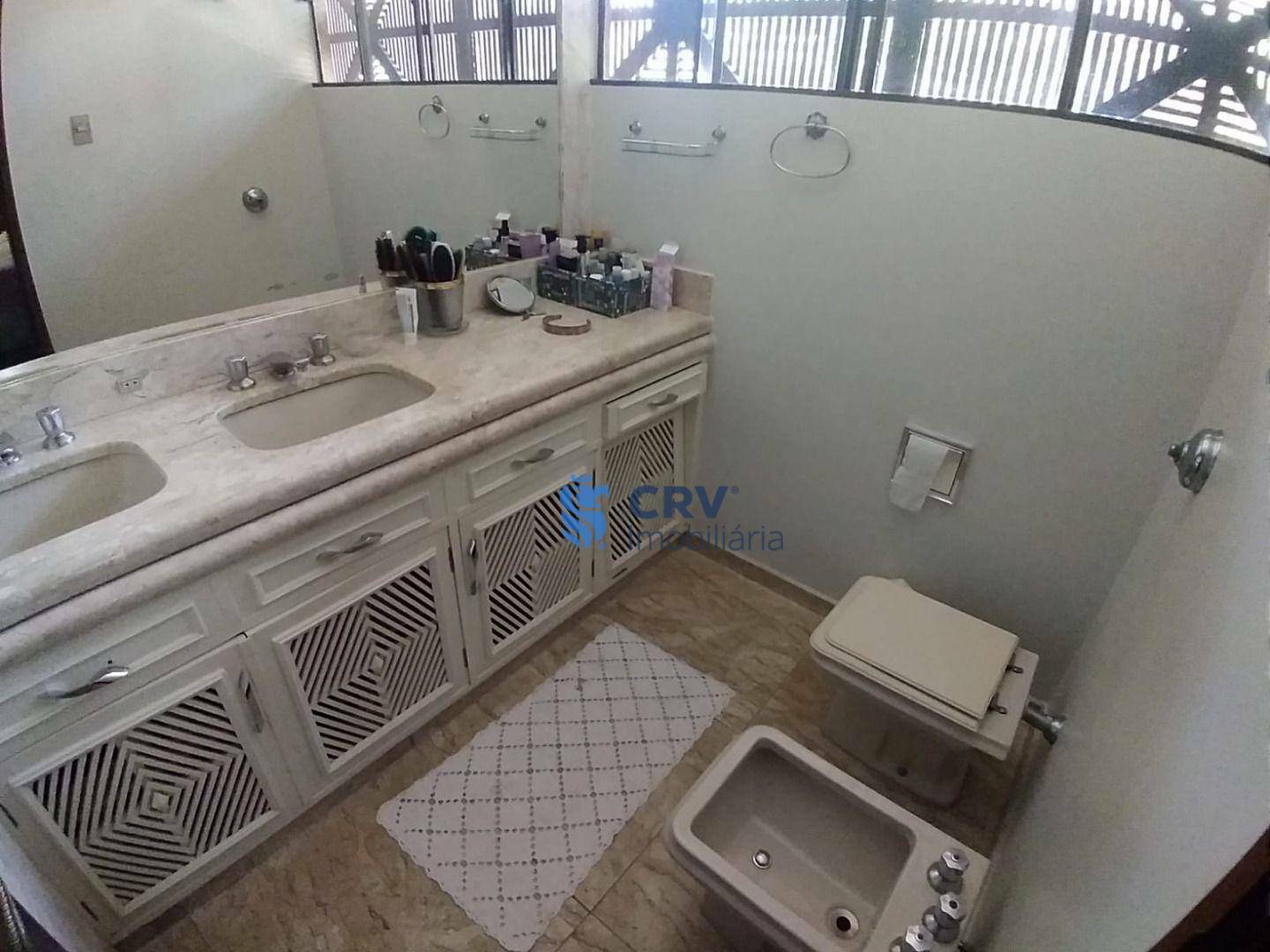 Casa à venda com 4 quartos, 362m² - Foto 16