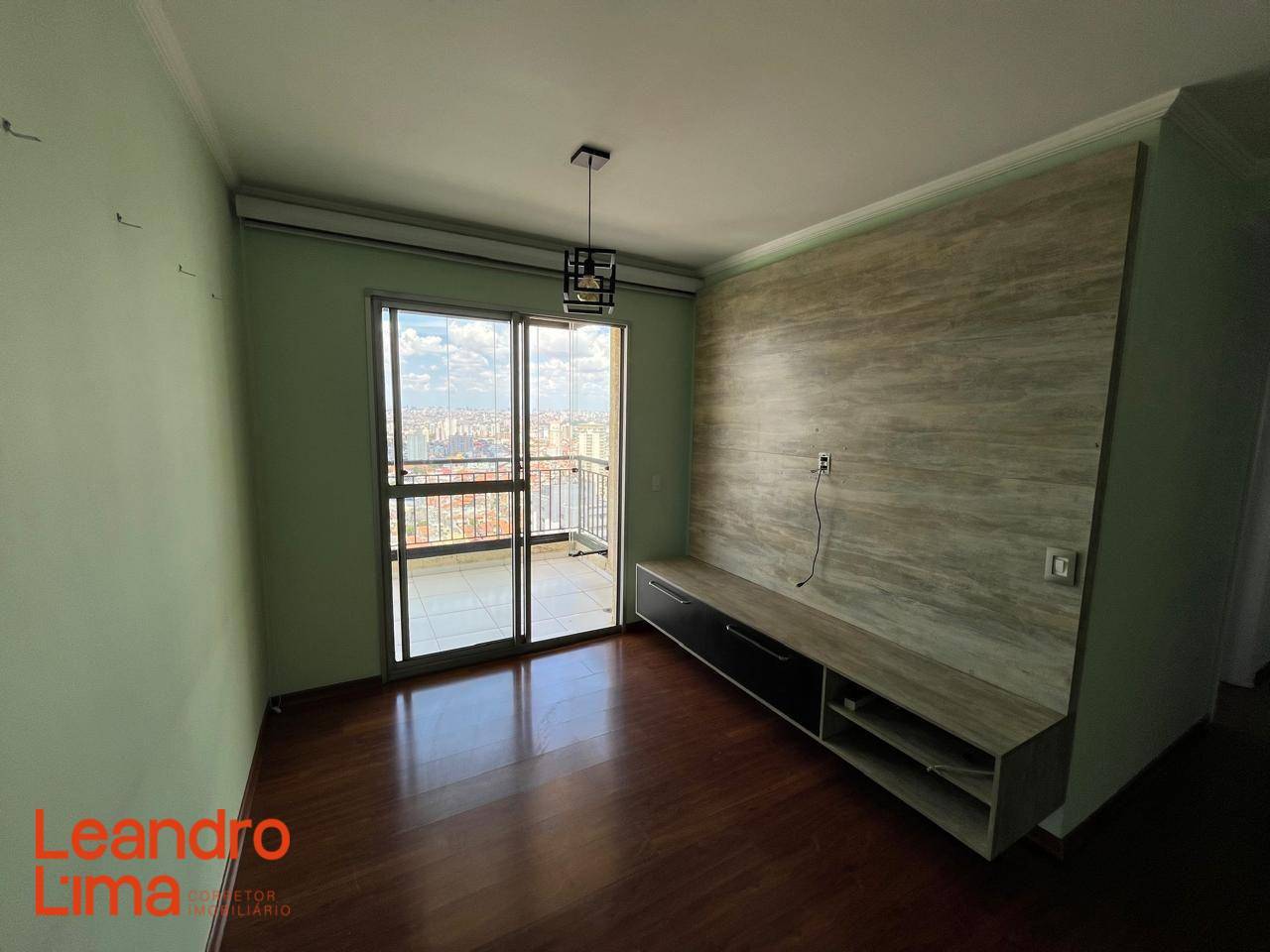 Apartamento à venda com 3 quartos, 76m² - Foto 2