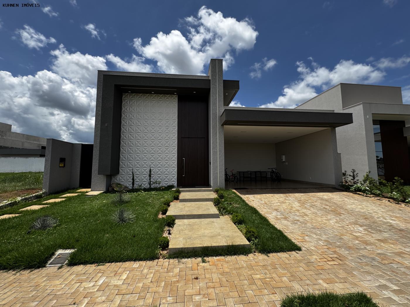 Casa de Condomínio à venda com 3 quartos, 440m² - Foto 3