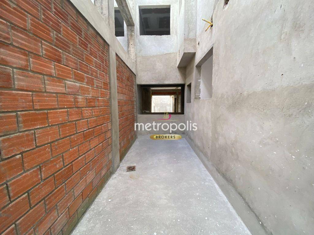 Sobrado à venda com 3 quartos, 256m² - Foto 11