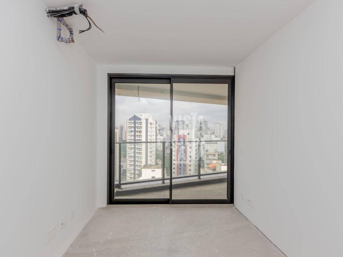 Apartamento à venda com 3 quartos, 153m² - Foto 10