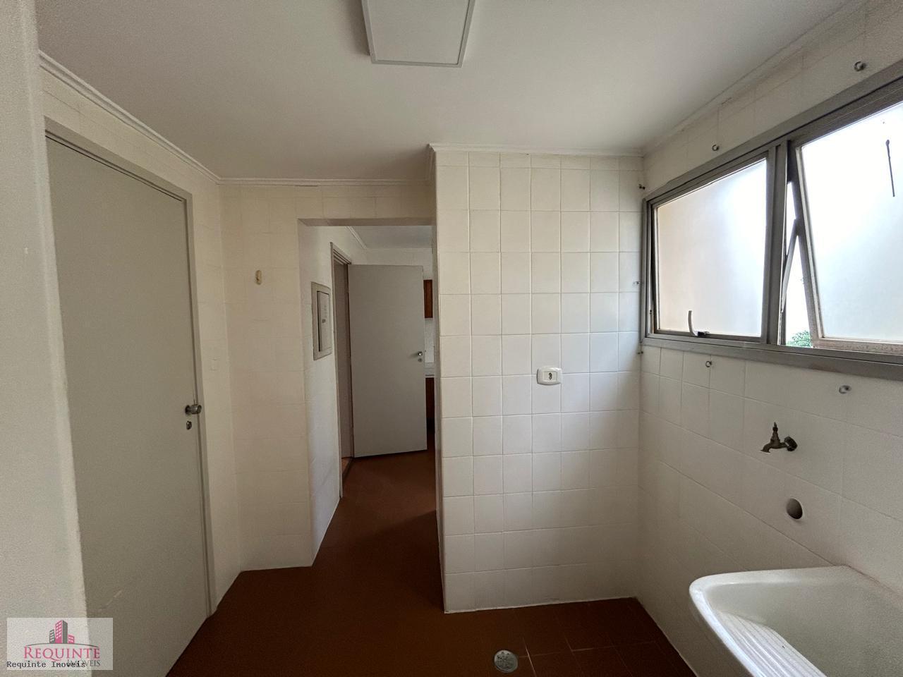 Apartamento à venda com 2 quartos, 70m² - Foto 15