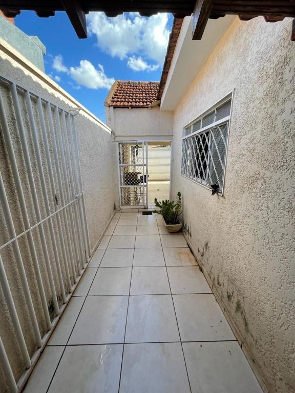 Casa à venda com 3 quartos, 170m² - Foto 6