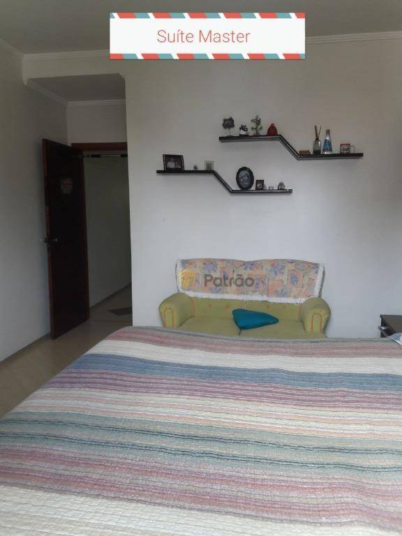 Sobrado à venda com 3 quartos, 212m² - Foto 24