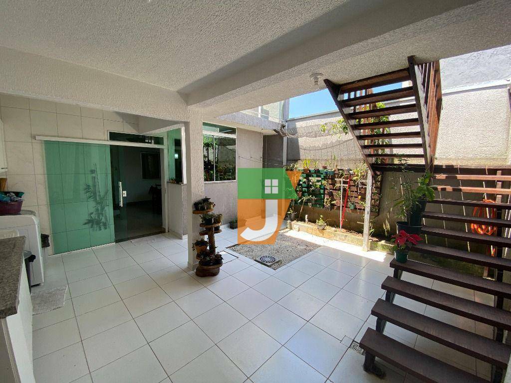 Sobrado à venda com 3 quartos, 110m² - Foto 14