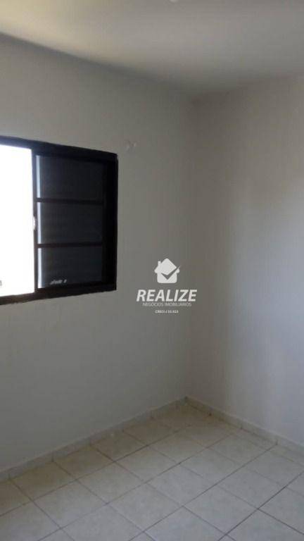 Apartamento à venda com 2 quartos, 44m² - Foto 8