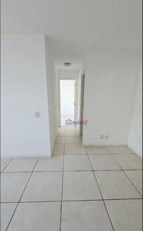 Apartamento à venda com 2 quartos, 70m² - Foto 6