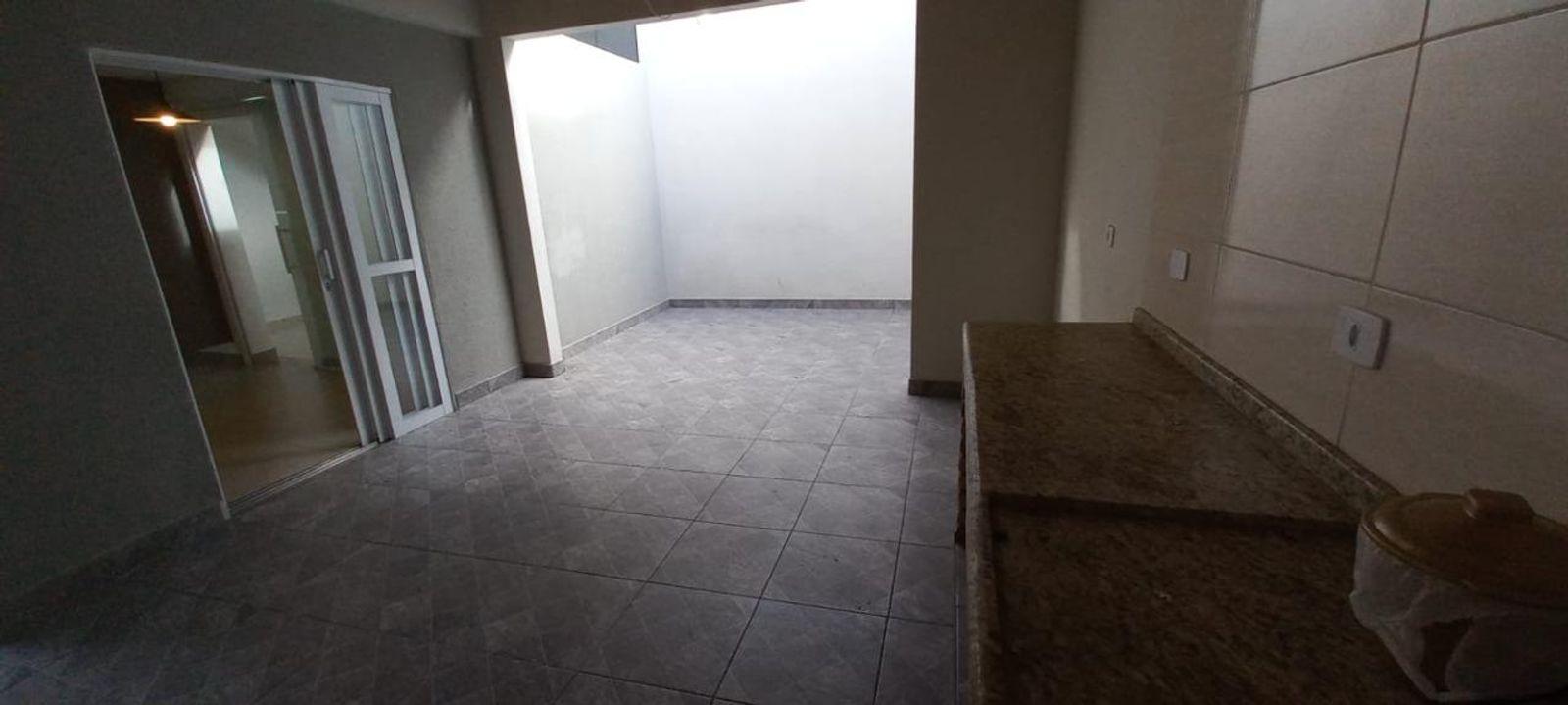 Casa à venda com 3 quartos, 170m² - Foto 17