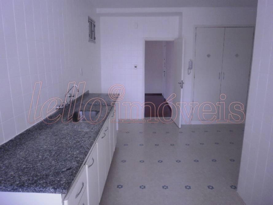 Apartamento para alugar com 3 quartos, 126m² - Foto 15