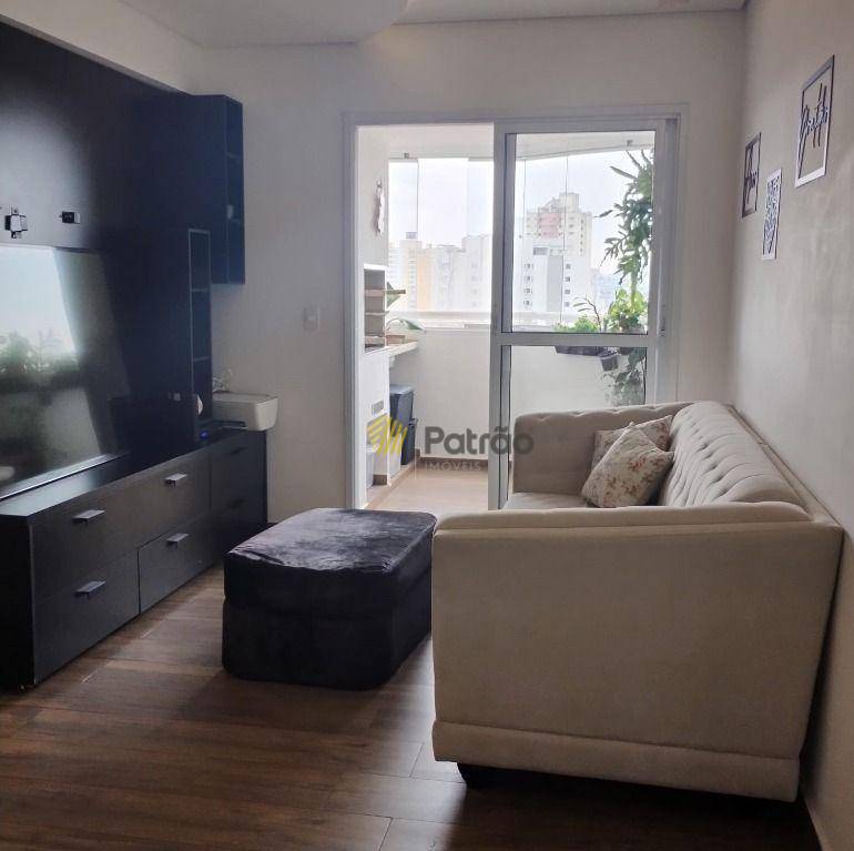 Apartamento à venda com 2 quartos, 65m² - Foto 3