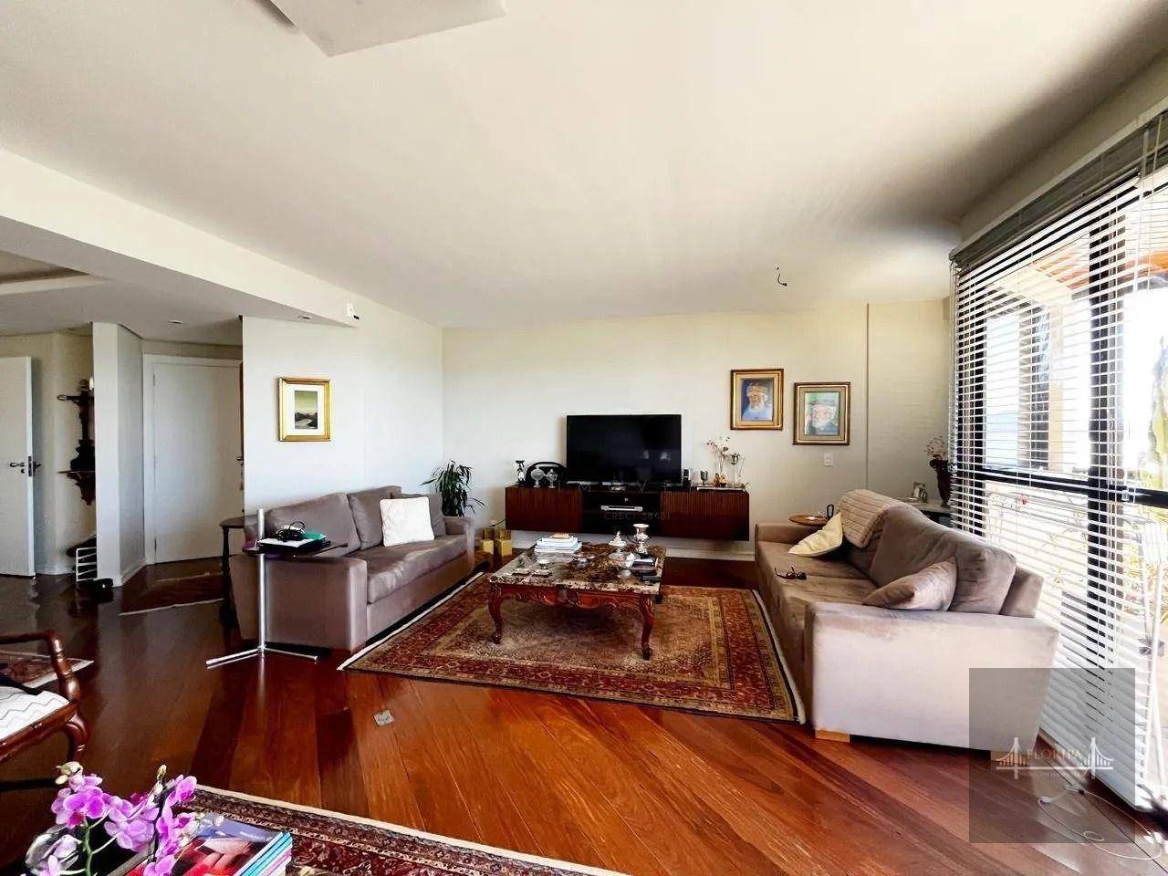 Apartamento, 3 quartos, 230 m² - Foto 2