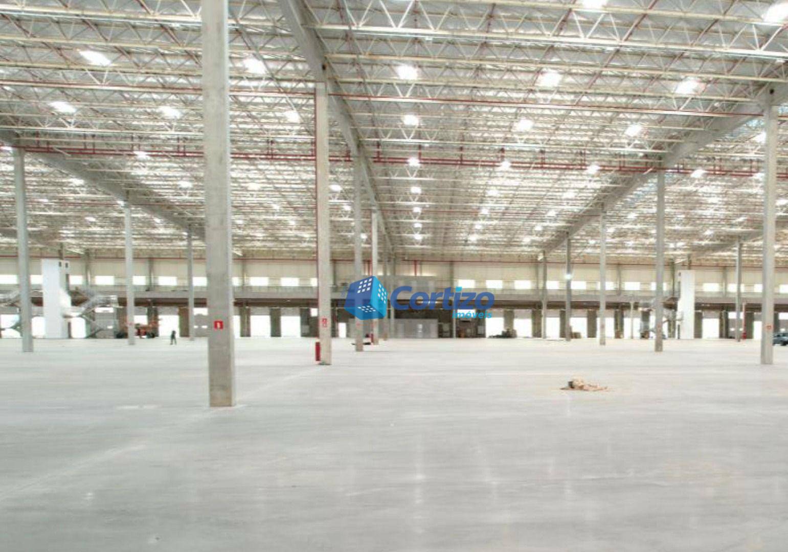 Depósito-Galpão-Armazém para alugar, 43468m² - Foto 1