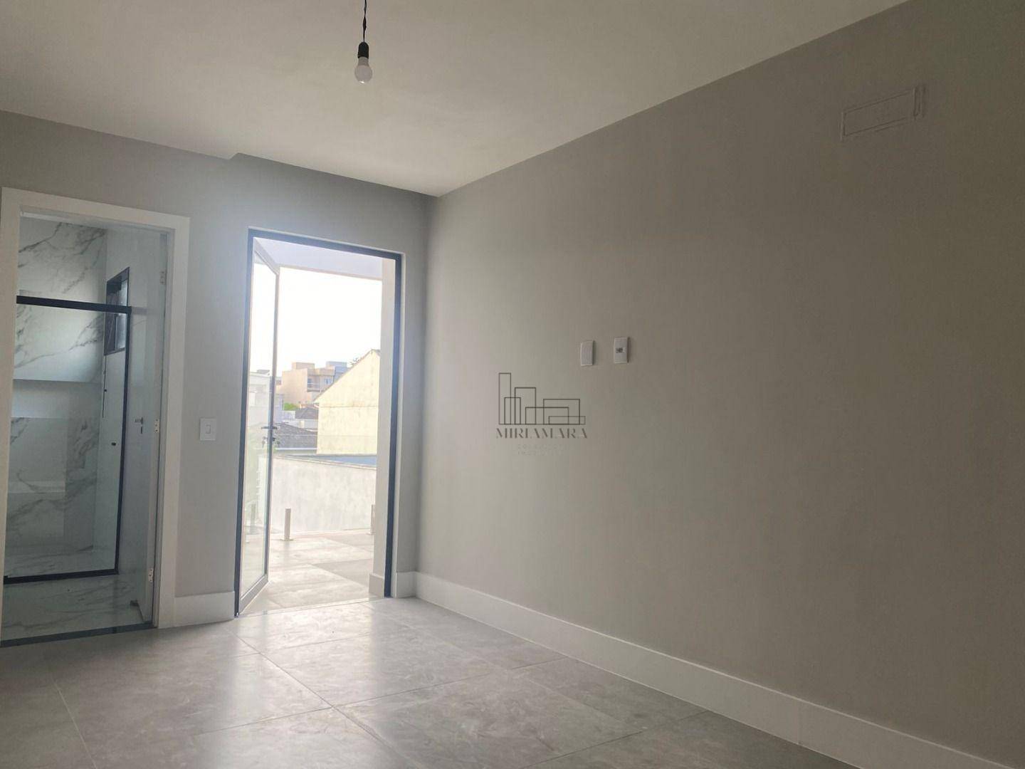 Casa à venda com 3 quartos, 205M2 - Foto 7