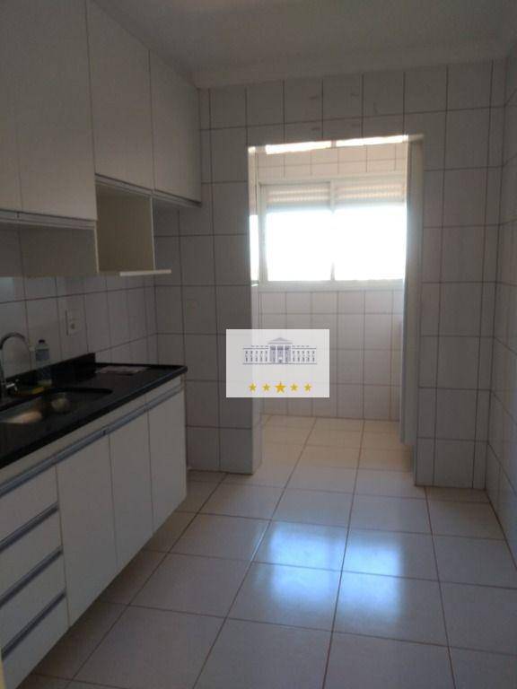 Apartamento à venda com 2 quartos, 75m² - Foto 1