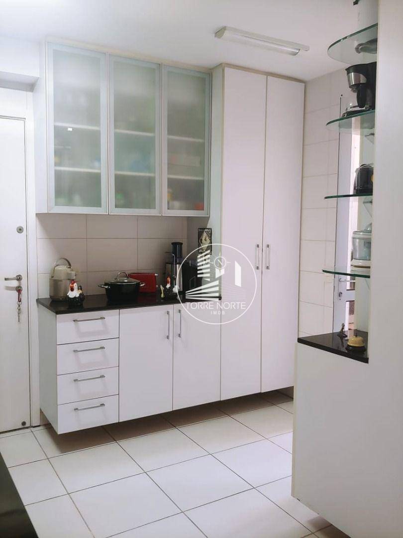 Apartamento à venda com 3 quartos, 140m² - Foto 43