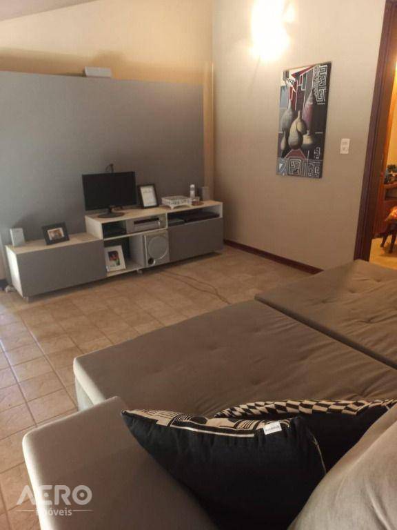 Casa de Condomínio à venda com 4 quartos, 290m² - Foto 29