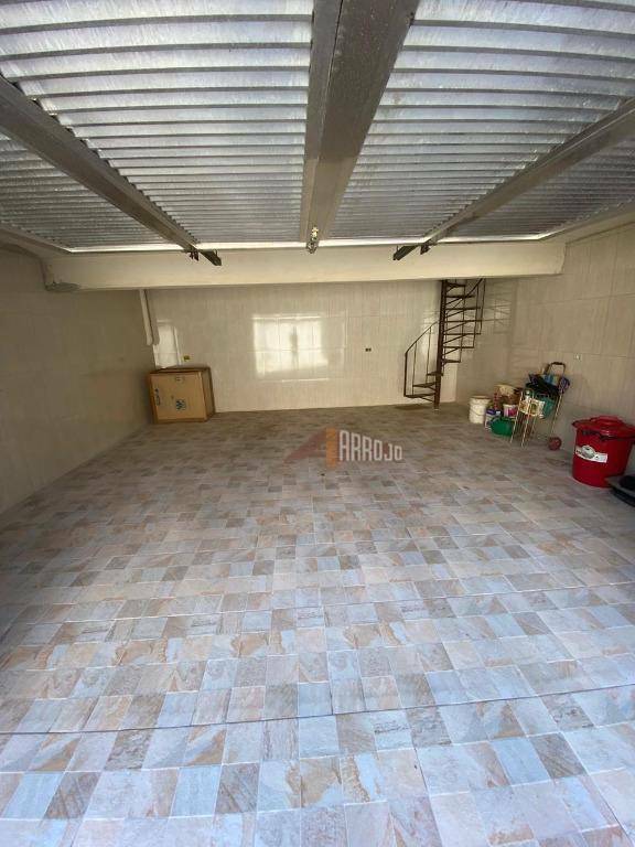 Sobrado à venda com 3 quartos, 260m² - Foto 14