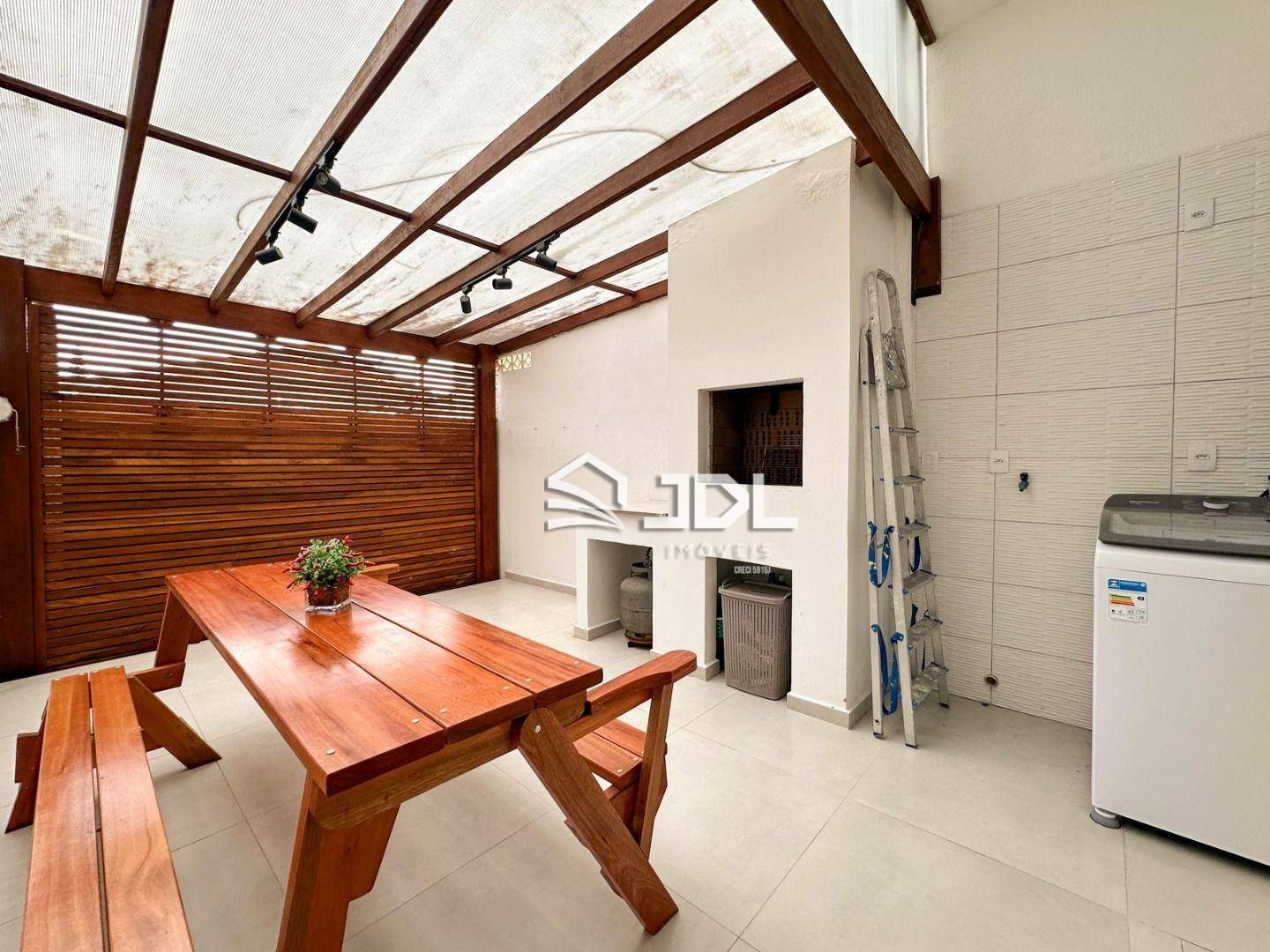 Casa à venda com 2 quartos, 79m² - Foto 16