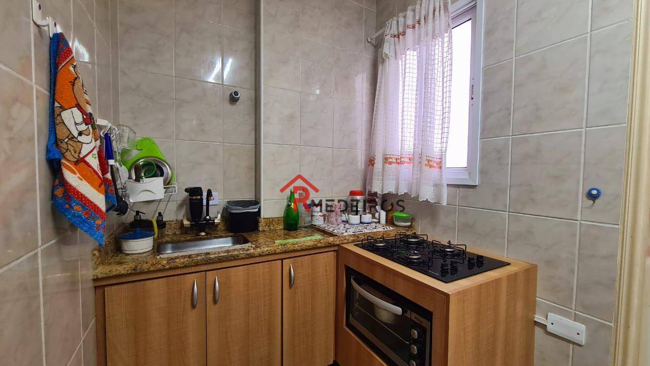 Apartamento à venda com 1 quarto, 60m² - Foto 12