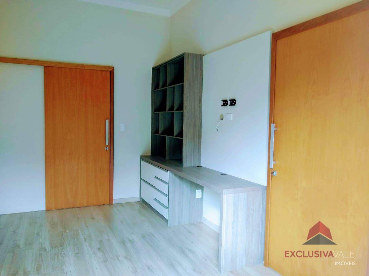 Casa de Condomínio à venda com 3 quartos, 305m² - Foto 6