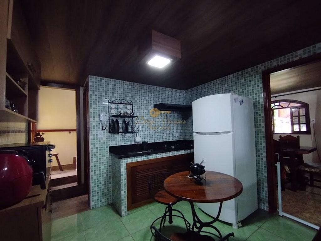 Casa de Condomínio à venda com 3 quartos, 2100m² - Foto 31