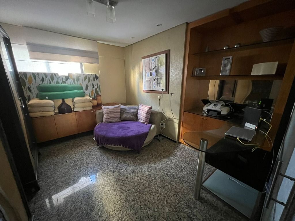 Apartamento à venda com 4 quartos, 220m² - Foto 13